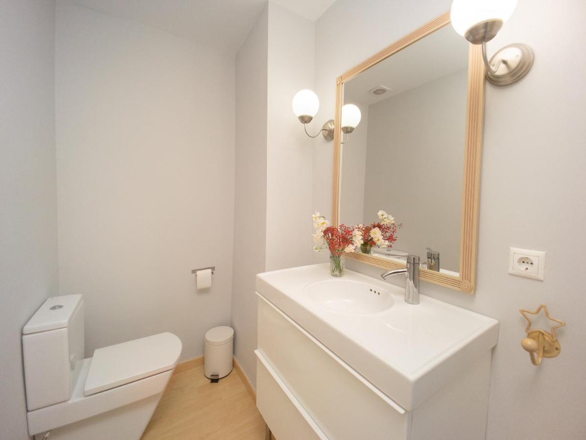 Valencia Beach Apartments 1 ภายนอก รูปภาพ